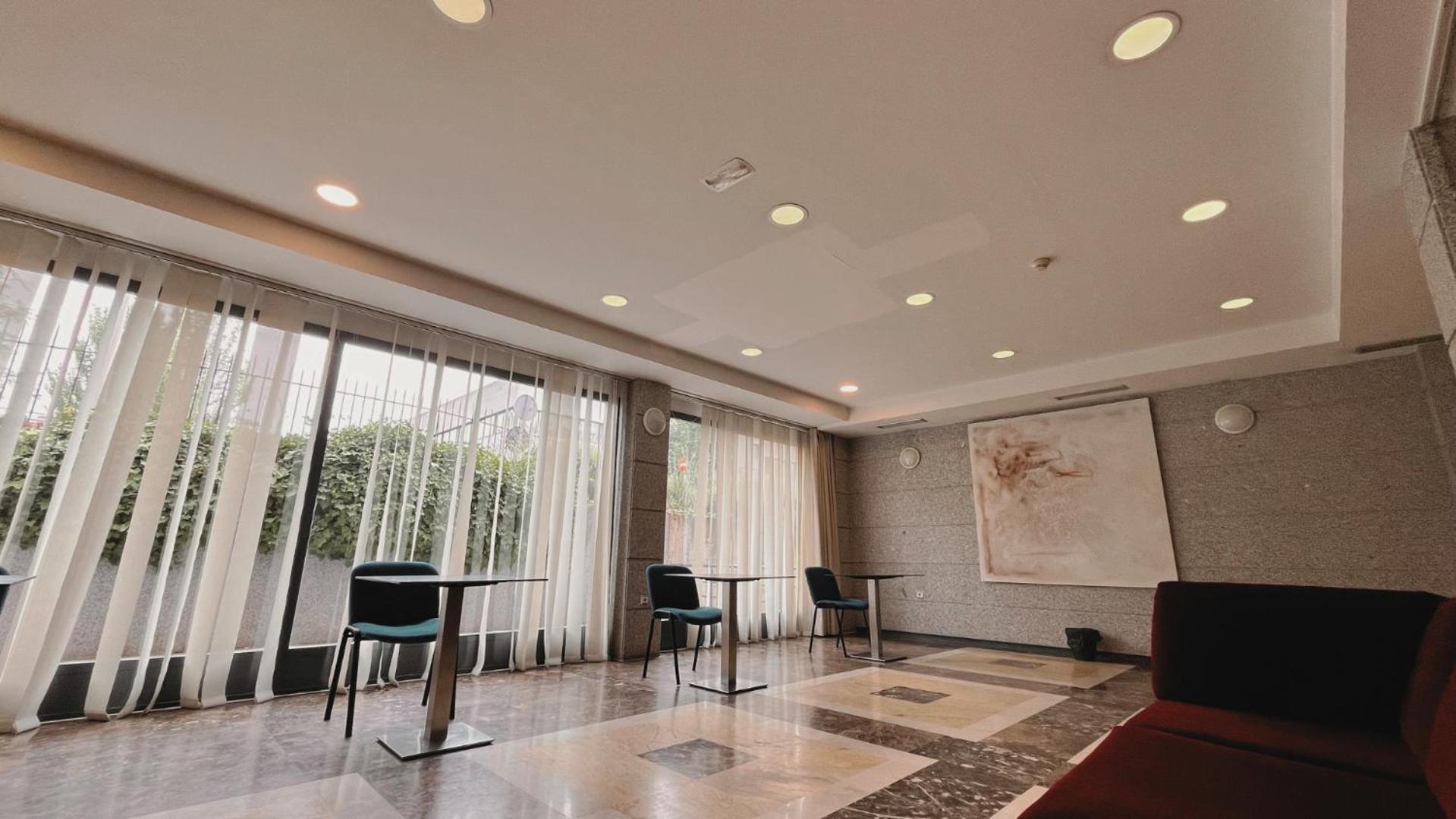 Hotel-Apartamentos Tartesos Las Rozas de Madrid Eksteriør bilde